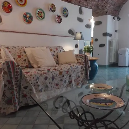 Апартаменти Bouganville