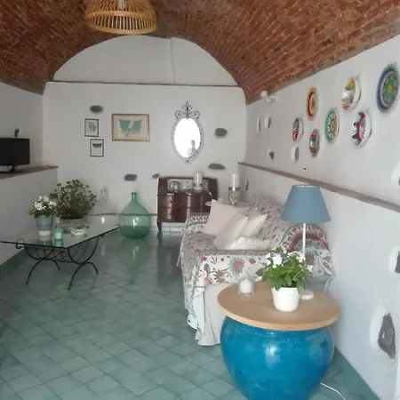 Апартаменти Bouganville