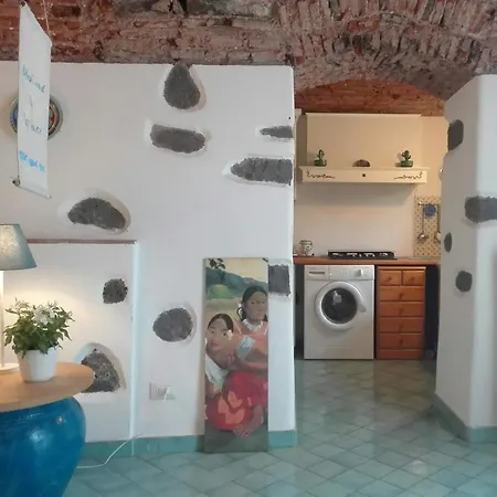 Bouganville * Катанія